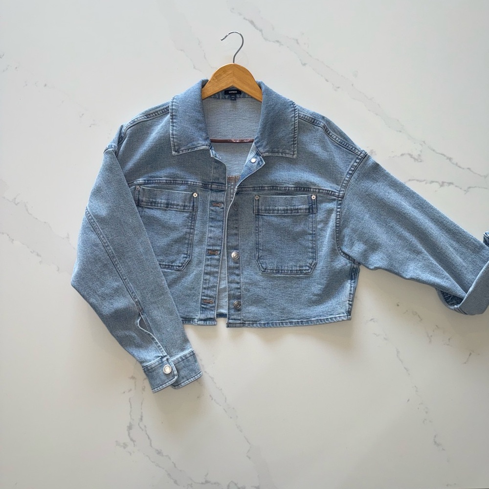Express Classic Cropped Denim Jacket - Light Blue